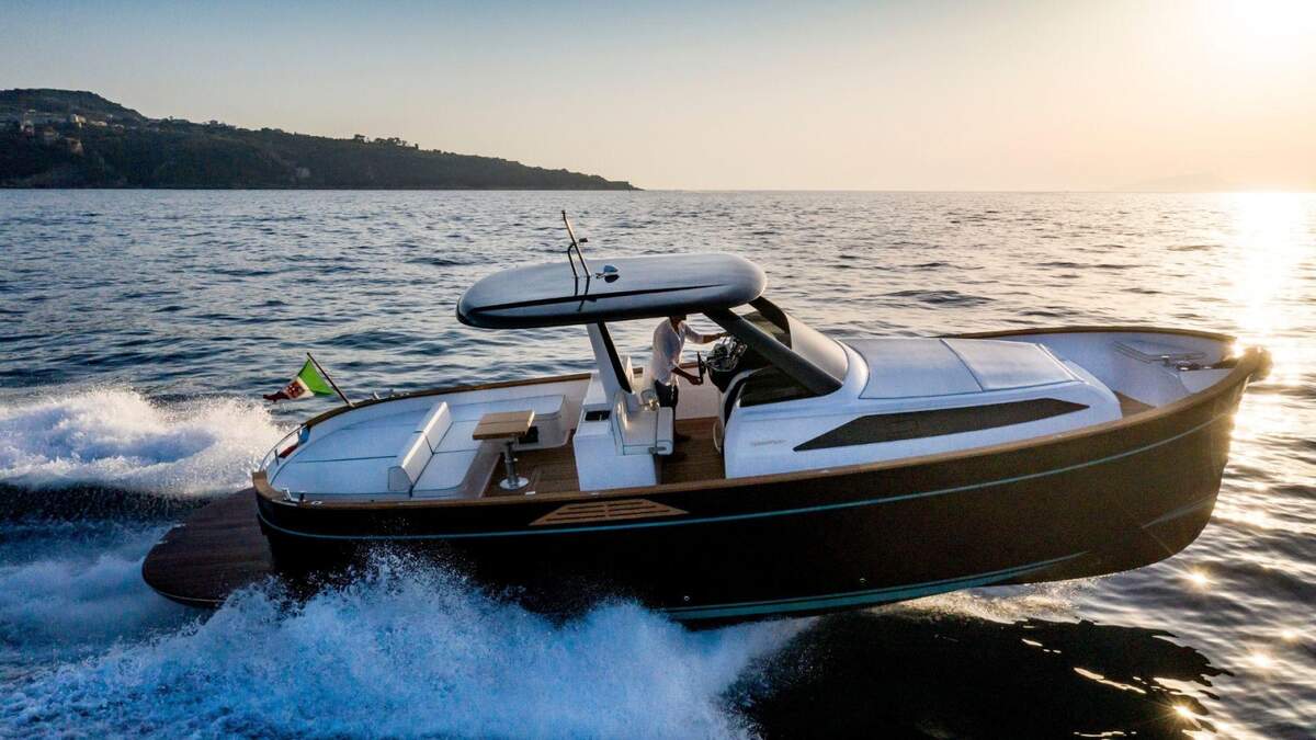 7930079_20210628052543914_1_XLARGE